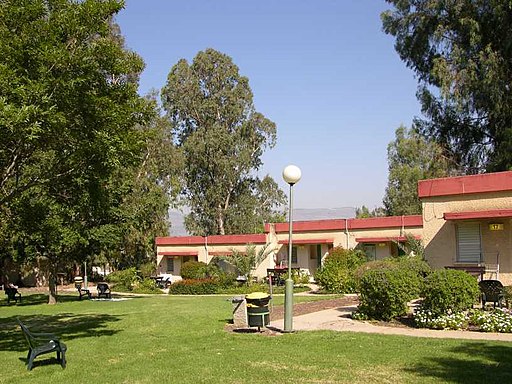 Visit Kibbutz Kfar Szold