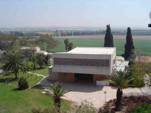 Visit Kibbutz Beerot Yitzhak | Kibbutz Tour in Israel