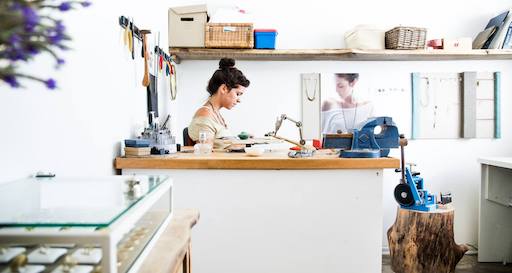 Inbar Alezraki Jewelry Design on Kibbutz Revadim