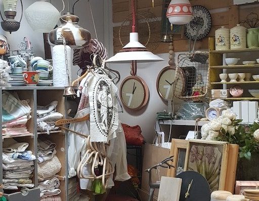 Artemis Second Hand Store | Kibbutz Maabarot