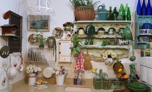 Irit's Second Hand Store | Kibbutz Regavim