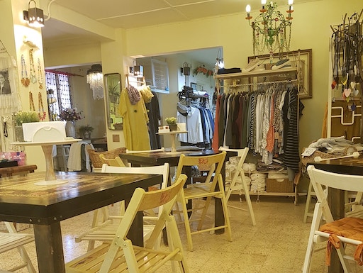 Berta Cafe and Fashion Boutique - Visit Kibbutz Ramot Menashe in Israel